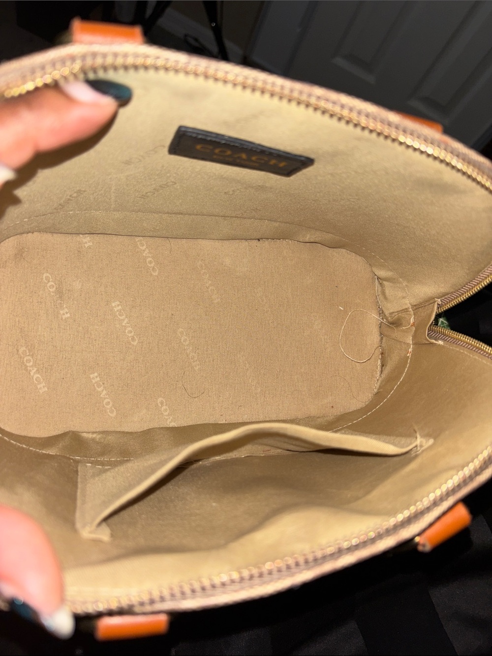 New Unbranded Coach Beige Logo Dome Satchel with Tan Trim/Long Straps - Picture 6 of 7